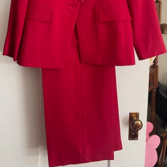 NWT Linda Allard/Ellen Tracy Red Silk Pansuit - Picture 2 of 7